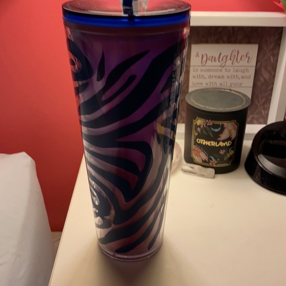Starbucks 2021 Summer Zebra 🦓 Tumbler 21 Oz